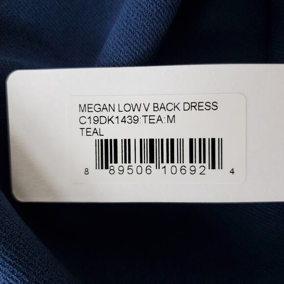 Elizabeth Crosby Megan Low V Back Sleeveless Teal Sheath Dress Size M NWT - Picture 5 of 7